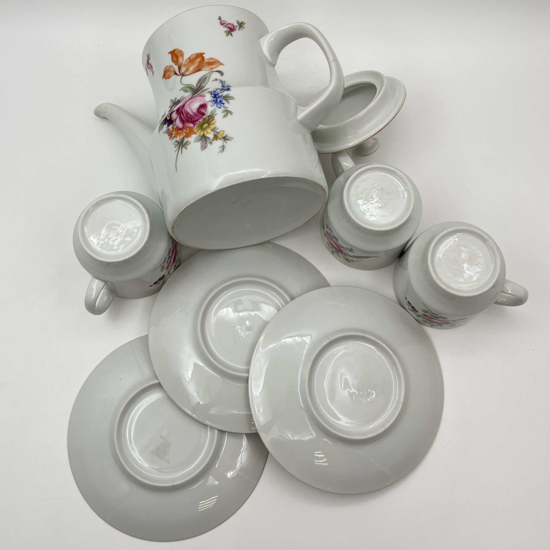 Сервиз чайный с цветочным декором на 3 персоны (7 предметов), фарфор, деколь, золочение, Bohemia (Neurohlau), Чехословакия, 1970-1990 гг.