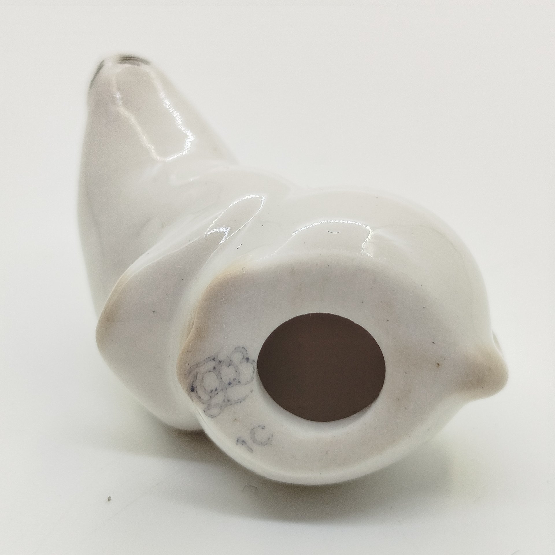 Статуэтка миниатюрная "Мышка", скульптор Т.С. Линчевская