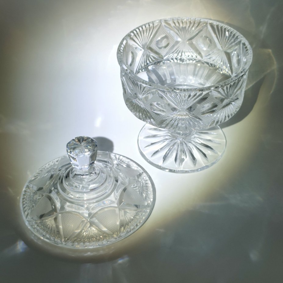 Ваза для десертов (конфетница, сахарница) с геометрическим декором