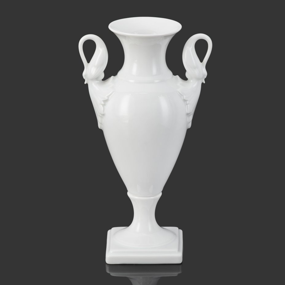 Ваза с ручками в форме птиц, фарфор, Alka-Kunst Alboth & Kaiser Bavaria, Германия, 1970-2001 гг.