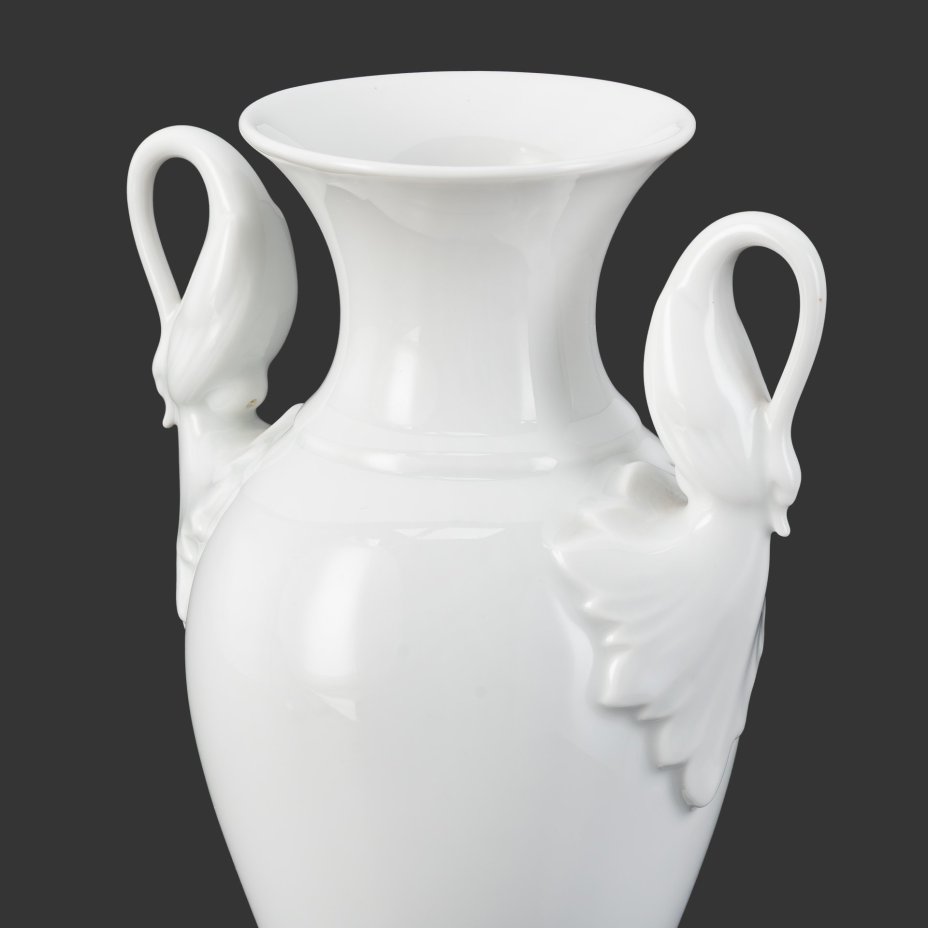 Ваза с ручками в форме птиц, фарфор, Alka-Kunst Alboth & Kaiser Bavaria, Германия, 1970-2001 гг.