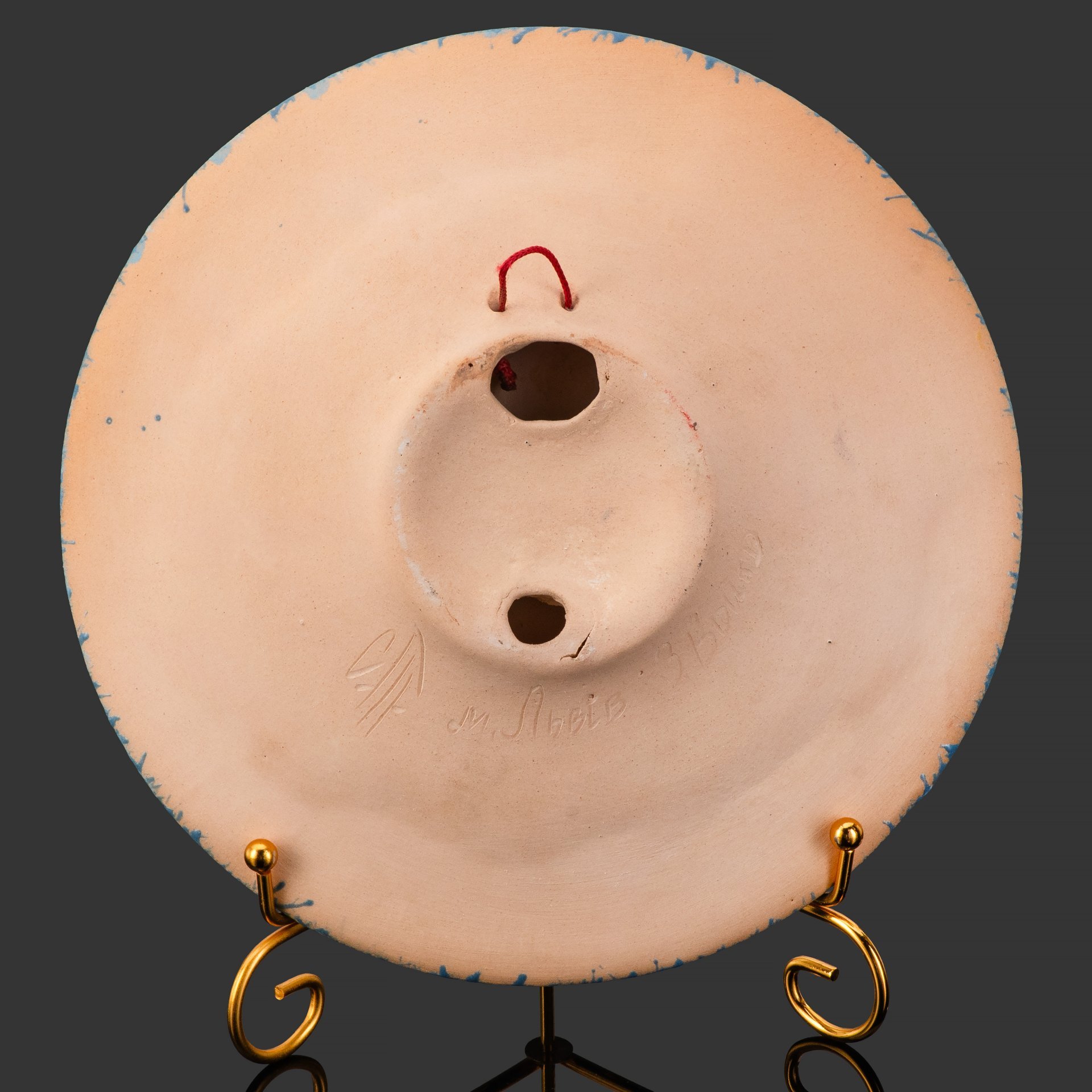 Тарелка настенная "Букет цветов в вазе", автор З. Бойко, г. Львов, керамика, роспись, поливы, СССР, 1970-1990 гг.