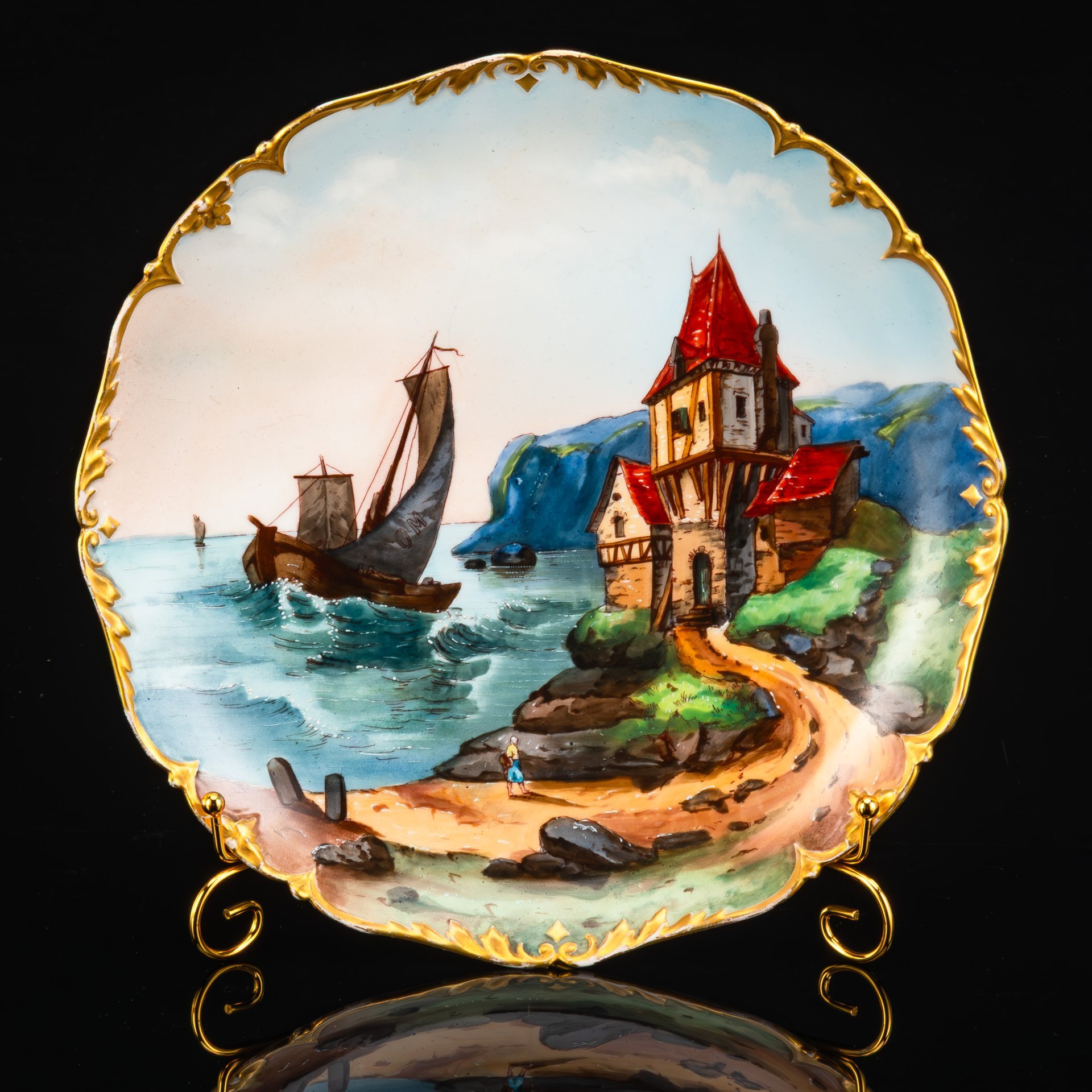 Тарелка настенная, украшенная морским пейзажем, фарфор, деколь с подрисовкой, золочение, Limoges, Франция, 1900-1930 гг.