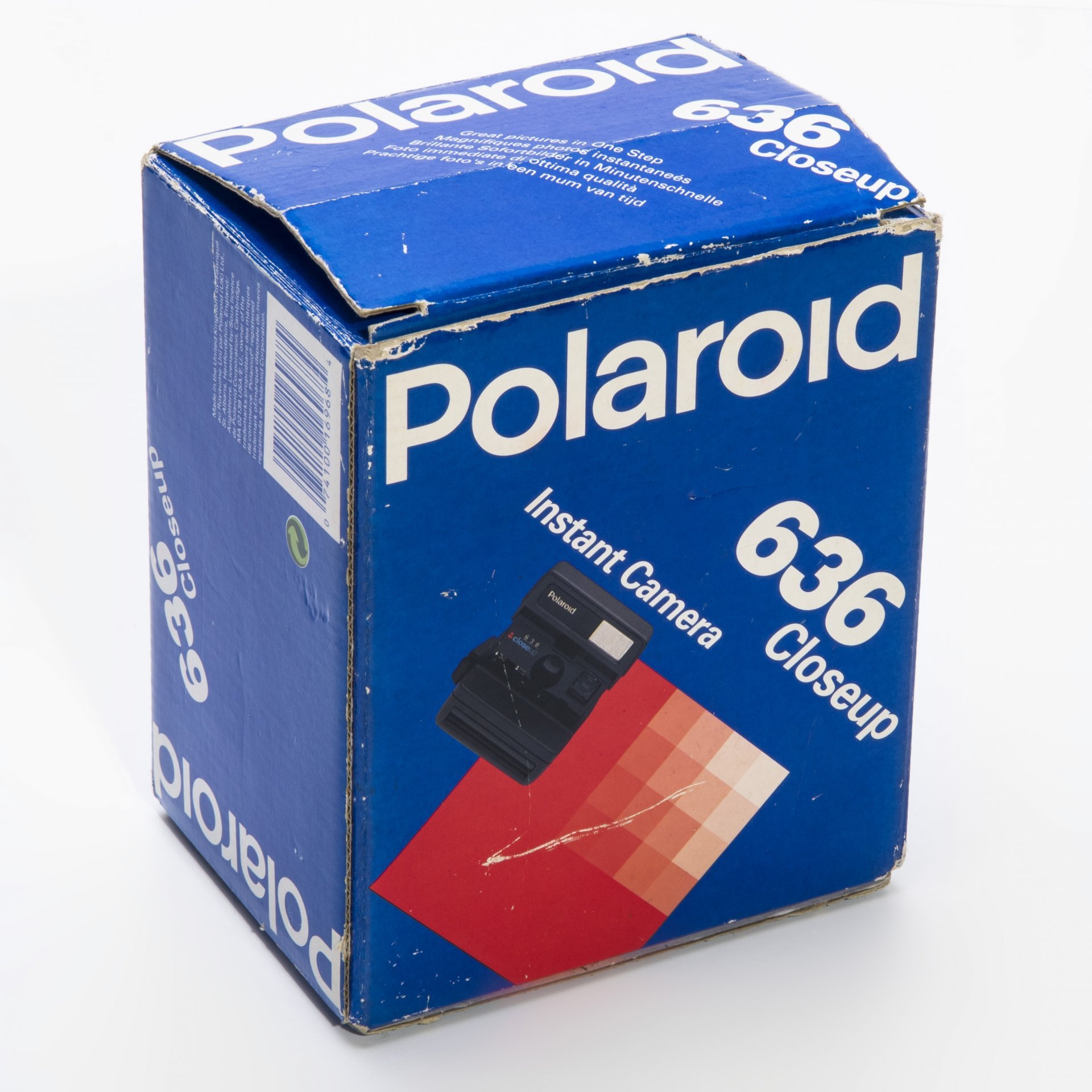 Фотоаппарат мгновенной печати "Polaroid 636 Close Up" в оригинальной коробке с инструкцией, пластмасса, Великобритания, 1980-1990 гг.