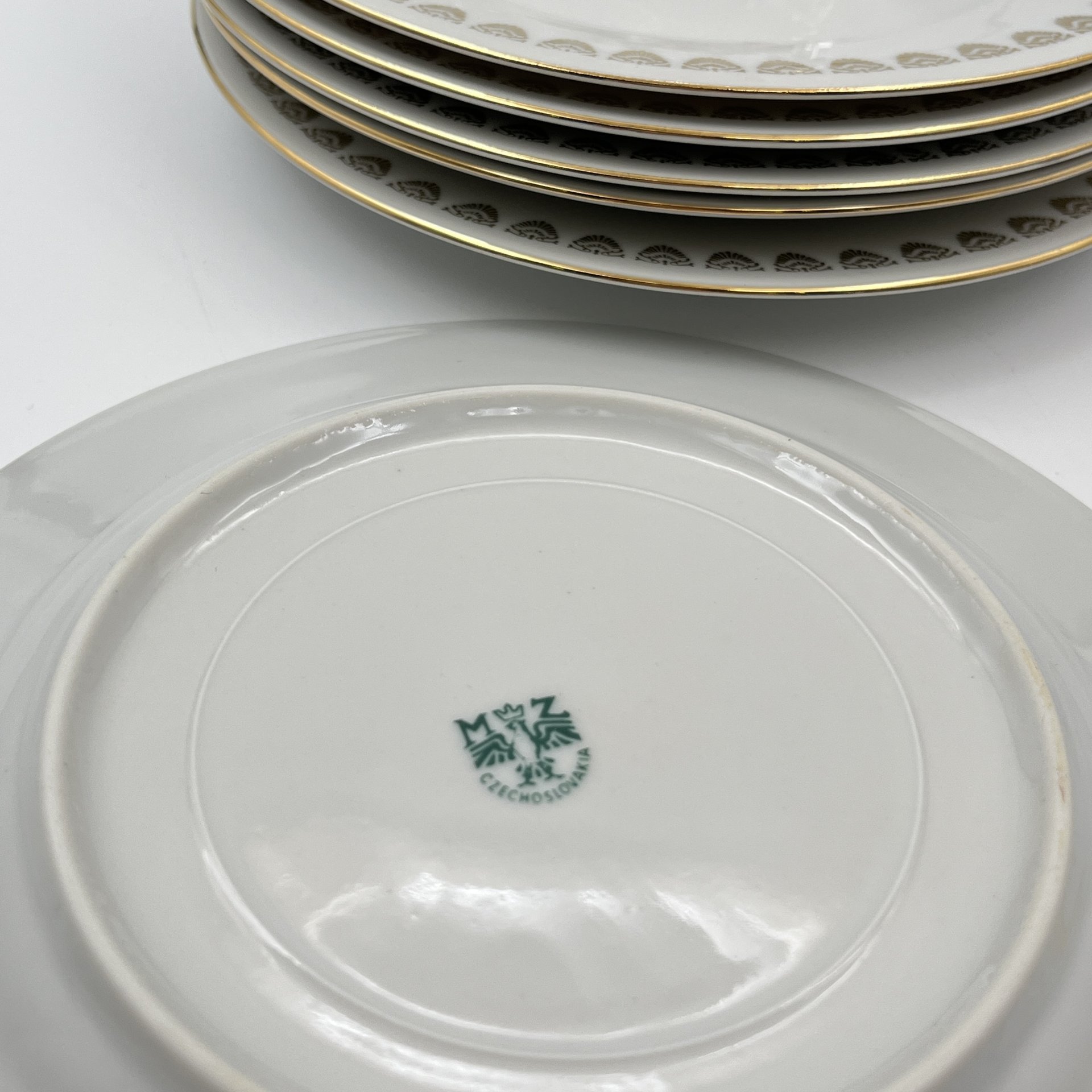 Набор из шести десертных/закусочных тарелок с цветочным декором, фарфор, деколь, золочение, Moritz Zdekauer (MZ), Чехословакия, 1970-1990 гг.