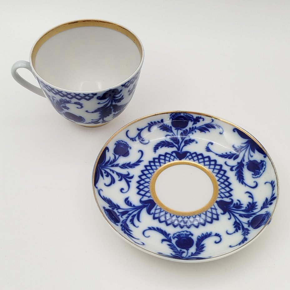 Пара чайная "Синие цветы", фарфор, деколь, золочение, Ленинградский фарфоровый завод (ЛФЗ), СССР, 1970-1986 гг.