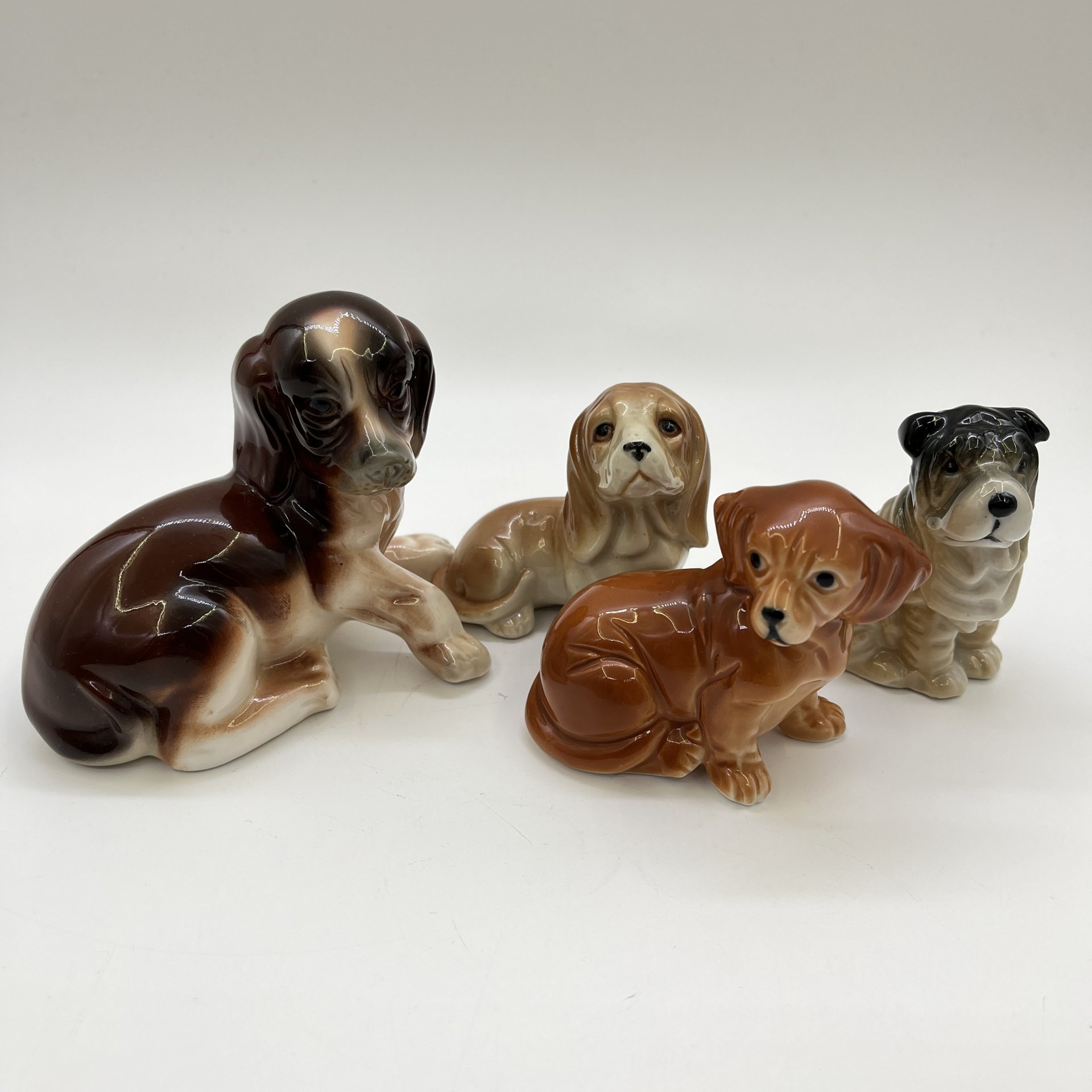 Набор из 4-х статуэток "Собаки" (в подборе)