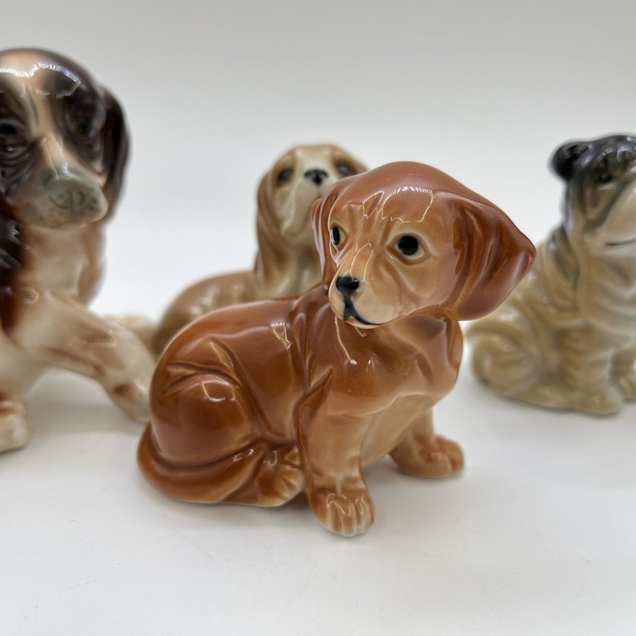 Набор из 4-х статуэток "Собаки" (в подборе)