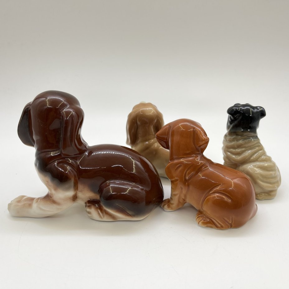 Набор из 4-х статуэток "Собаки" (в подборе)