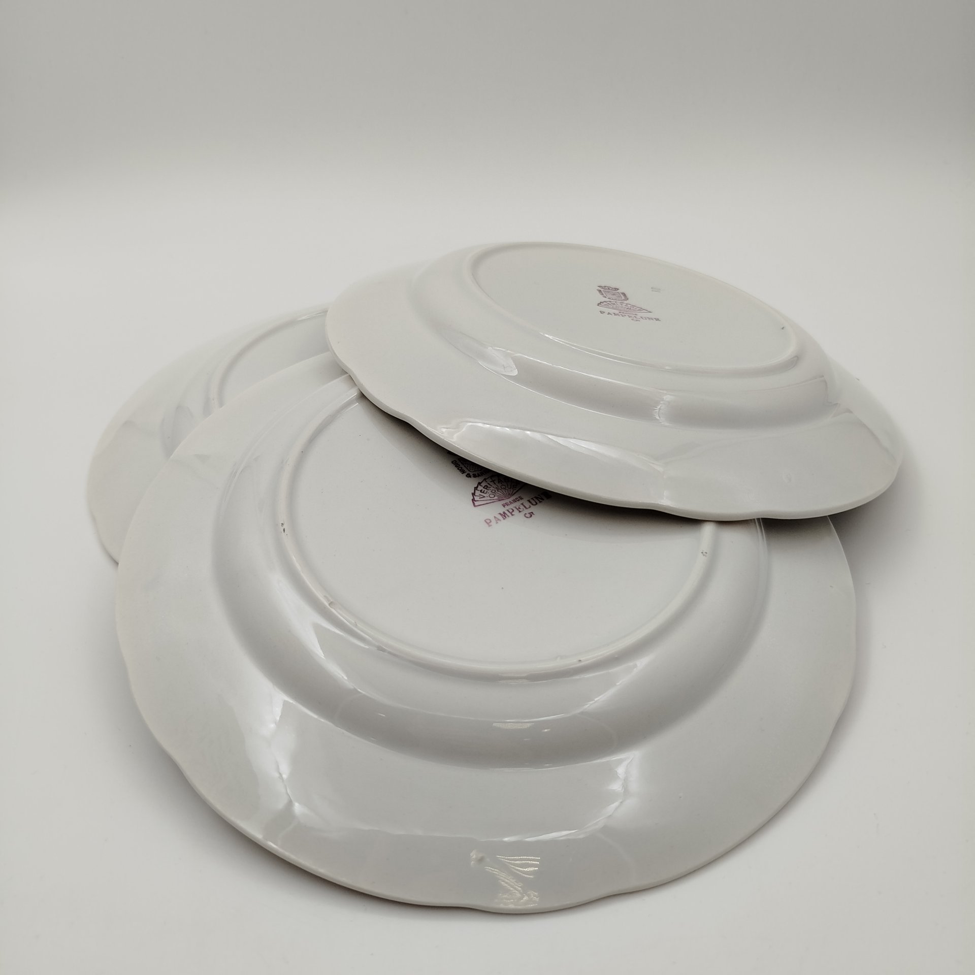 Набор тарелок на 6 персон с цветочным декором, фаянс, деколь, золочение, Sarreguemines, Франция, 1920-1950 гг.