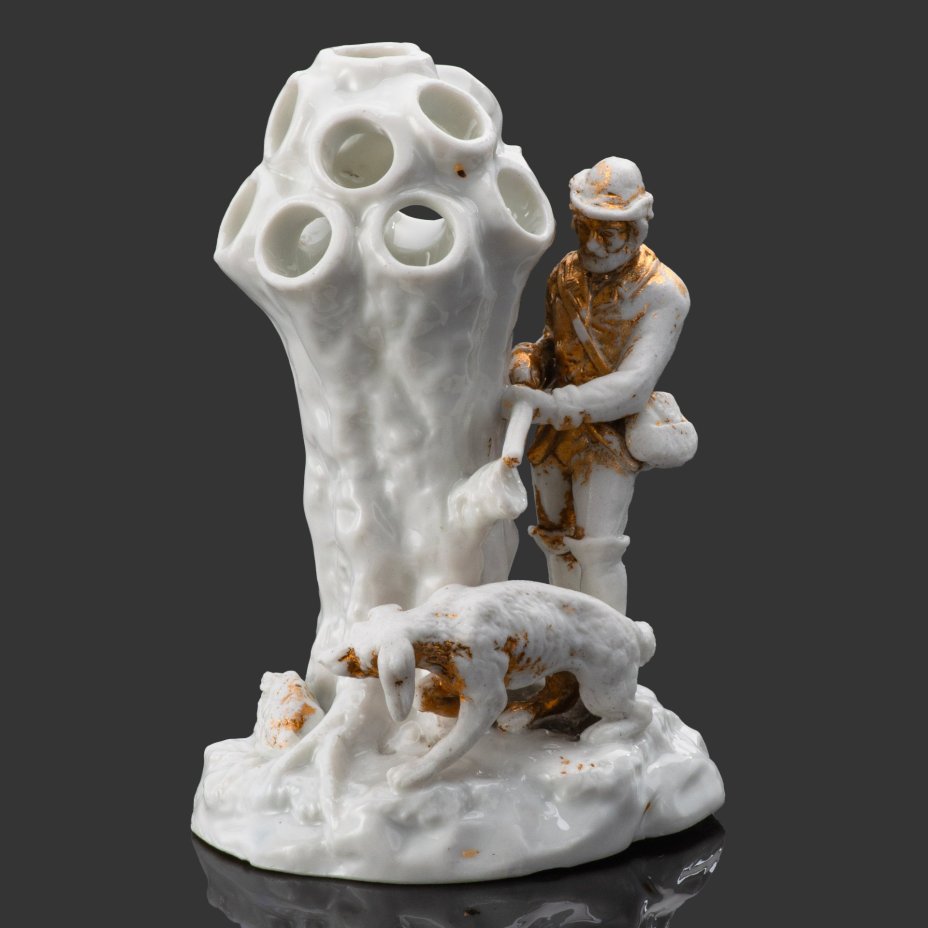 Карандашница "Охота на зайца", фарфор, золочение, Западная Европа, 1900-1930 гг.