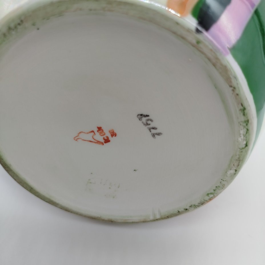 Чайник доливной "Хризантемы" ("Астры"), автор В.К. Яснецов