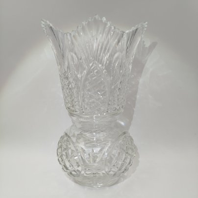 Ваза для цветов "Дачная", автор Мунтян Ю.А., хрусталь, алмазная грань, Ленинградский завод художественного стекла (ЛЗХС), СССР, 1950-1960 гг.
