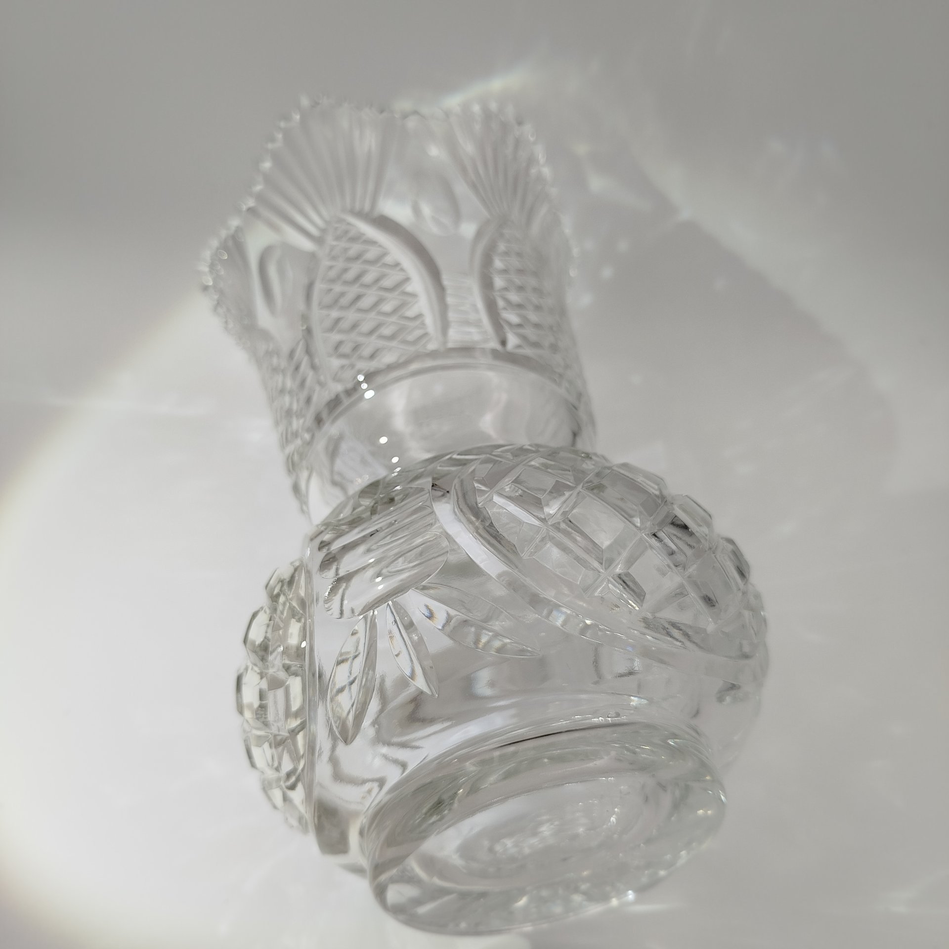 Ваза для цветов "Дачная", автор Мунтян Ю.А., хрусталь, алмазная грань, Ленинградский завод художественного стекла (ЛЗХС), СССР, 1950-1960 гг.