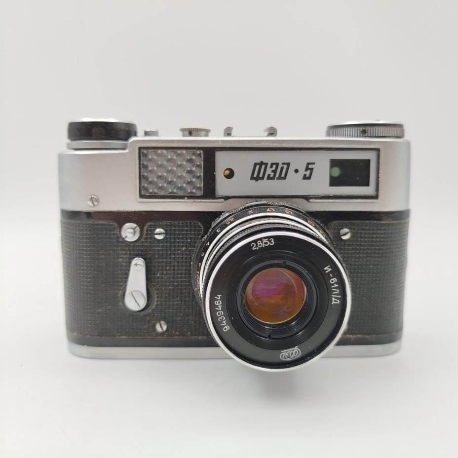 Фотоаппарат "ФЭД-5" с объективом "Индустар-61 Л/Д" в оригинальном кофре, металл, пластик, стекло, кожа, Харьковский машиностроительный завод им. Дзержинского (ФЭД), СССР, 1977-1990 гг.