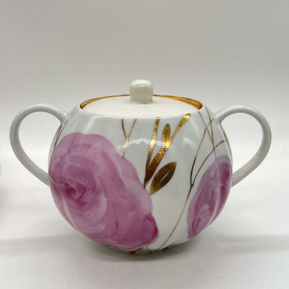 Сахарница "Розы" с расписным декором (крышка подбор!), фарфор, роспись, золочение, Дулевский фарфоровый завод (Дулёво), СССР, 1970-1991 гг.