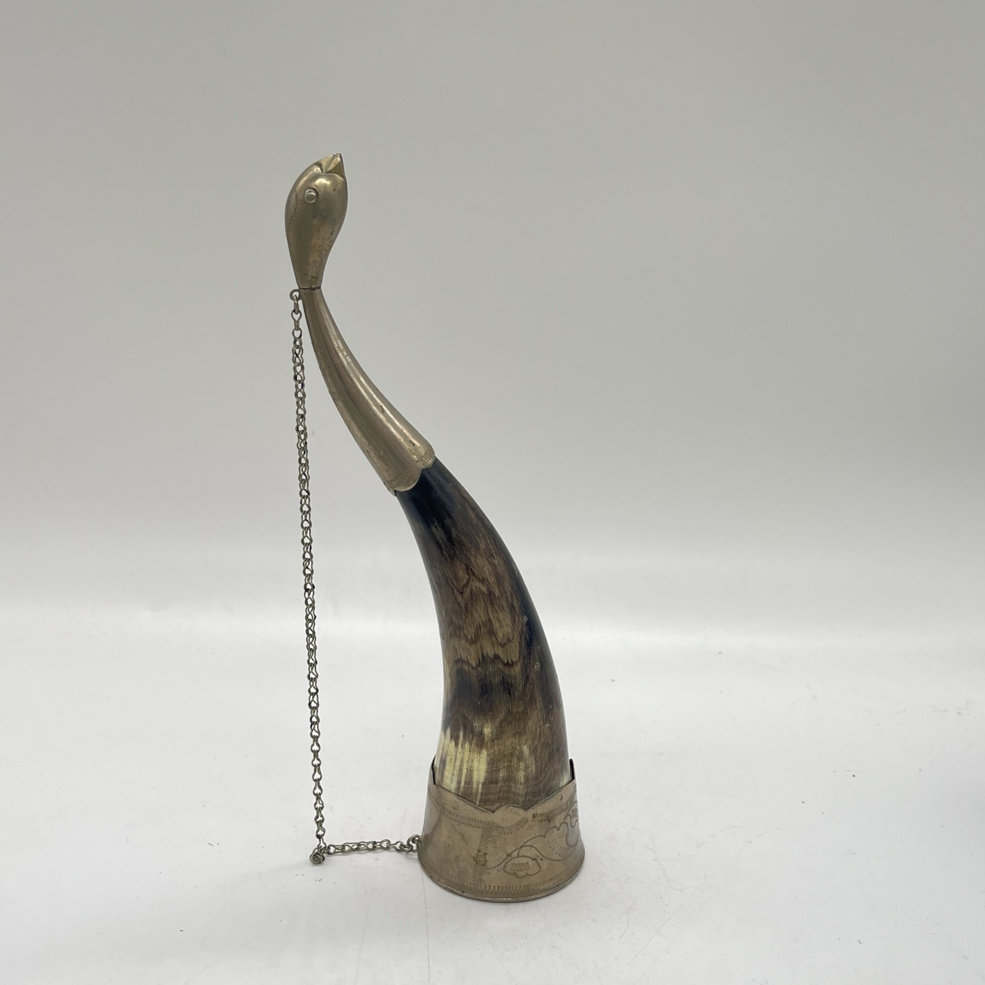 Рог изобилия (кубок для вина) с фигурным навершием