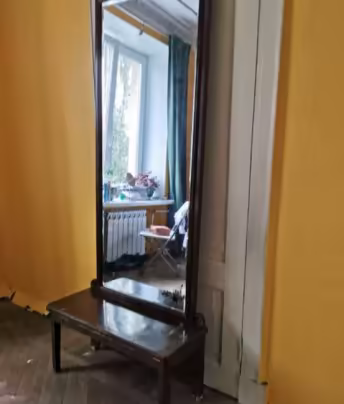 Трюмо