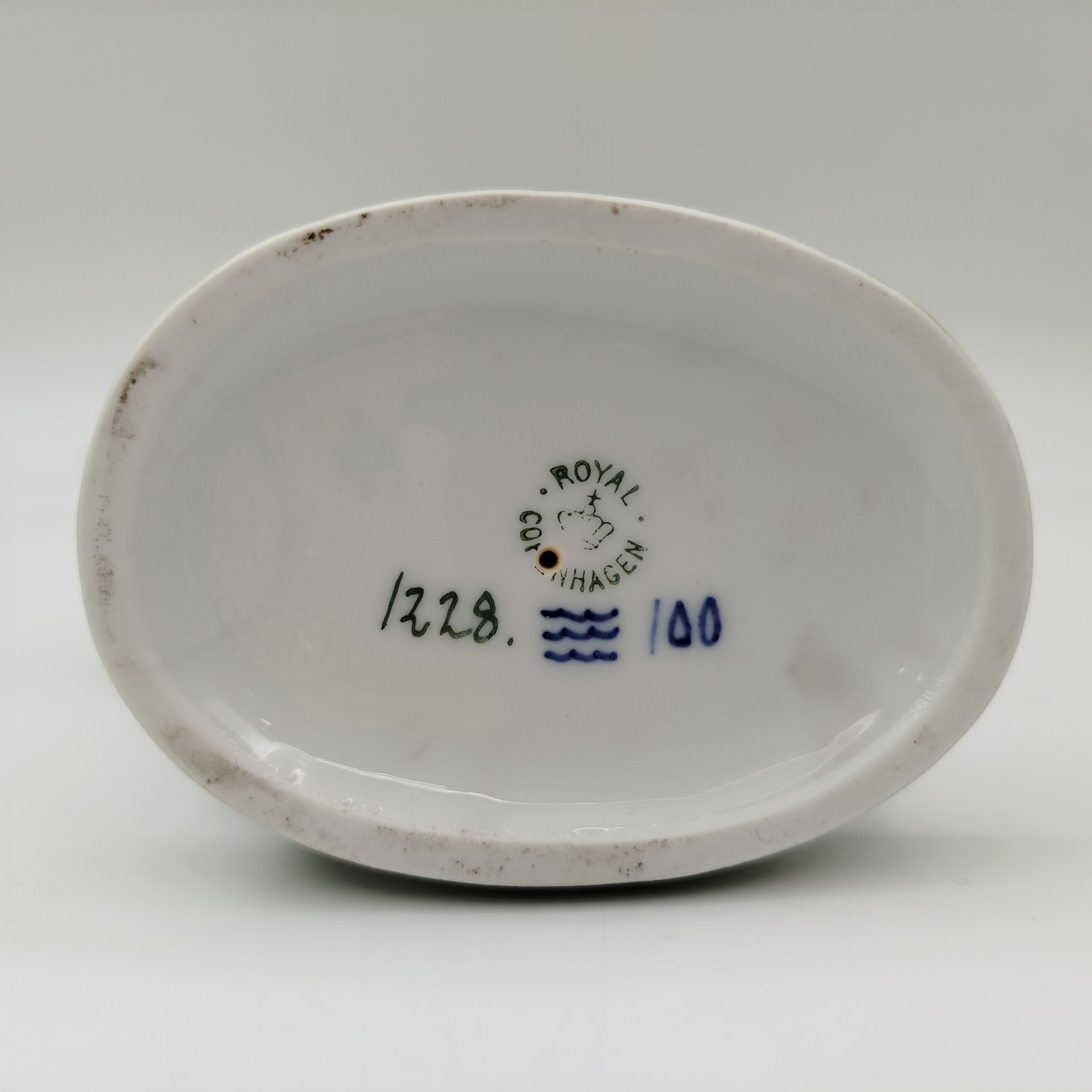 Статуэтка "Ханс-Дурак на козле", фарфор, роспись, Royal Copenhagen, Дания, 1889-1922 гг.