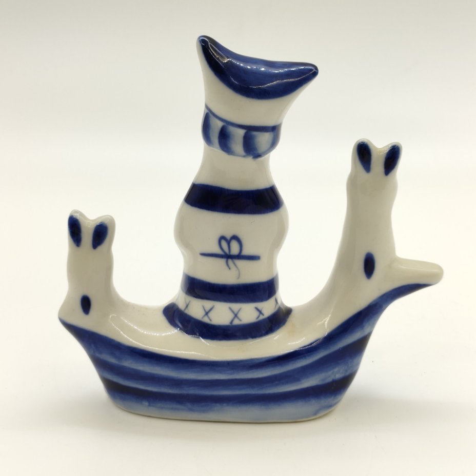 Статуэтка "Дед Мазай и зайцы", авт. Г. В. Денисов, Гжель