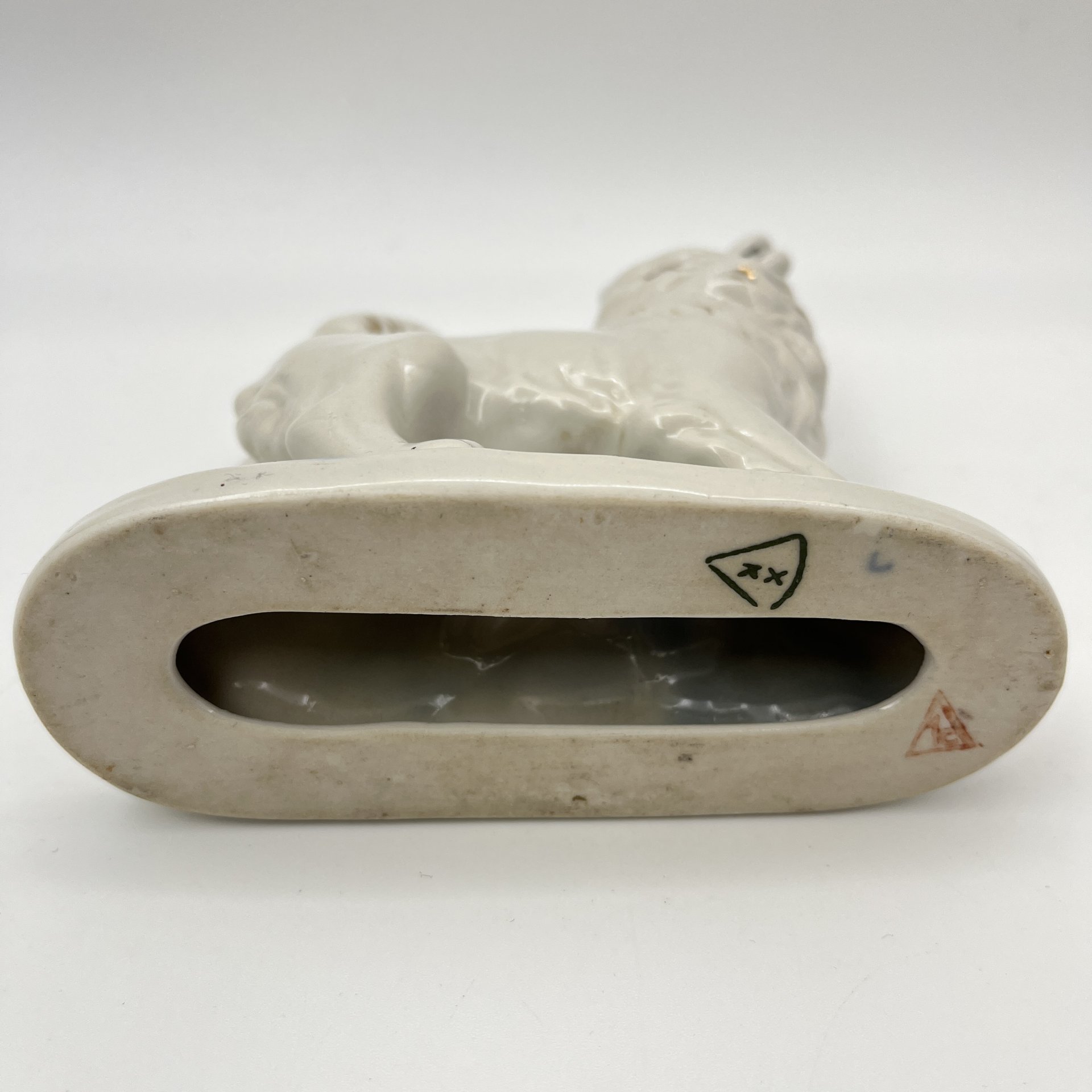 Статуэтка "Лайка"