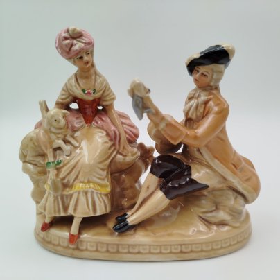 Статуэтка "Музыкальный вечер", фарфор, роспись, VEB Porzellanfiguren Lippelsdorf (Липпельсдорф), Германия, 1951-1974 гг., VEB Porzellanfiguren Lippelsdorf (Липпельсдорф)