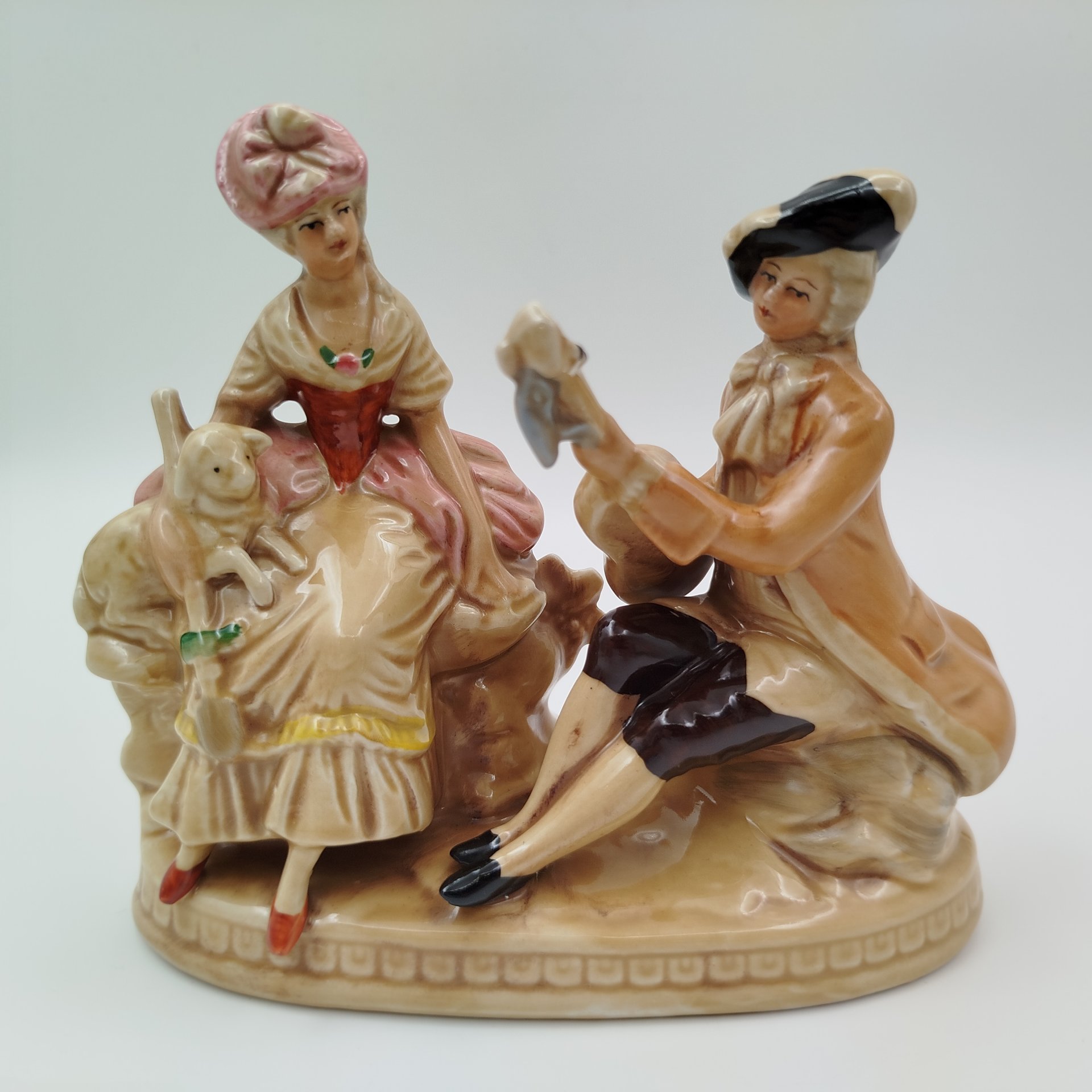 Статуэтка "Музыкальный вечер", фарфор, роспись, VEB Porzellanfiguren Lippelsdorf (Липпельсдорф), Германия, 1951-1974 гг., VEB Porzellanfiguren Lippelsdorf (Липпельсдорф)
