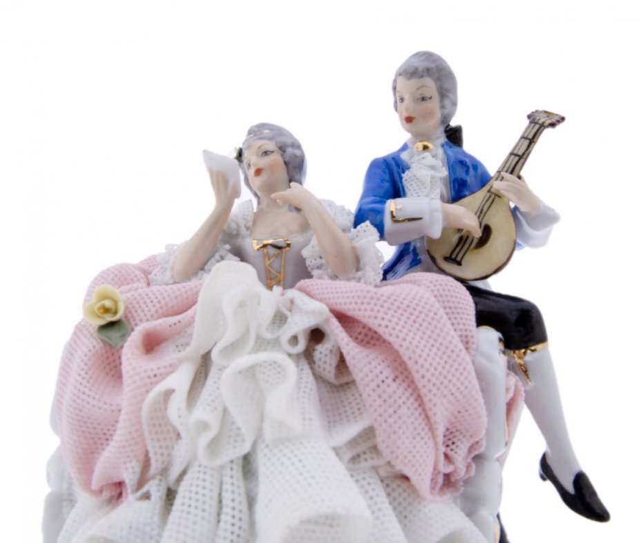 Статуэтка кружевная "Дама с кавалером", фарфор, кружевной фарфор, роспись, золочение, мануфактура "Sandizell Porcelain", Германия, 1950-1960 гг., Sandizell Porzellan