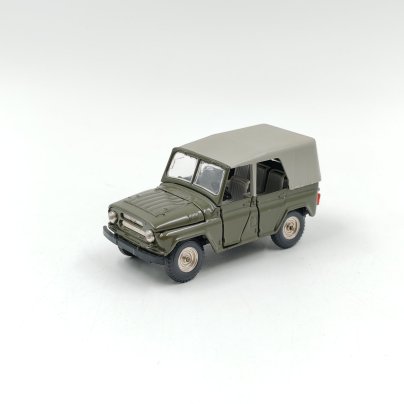 Модель автомобиля в масштабе 1:43 "УАЗ-469" №А34