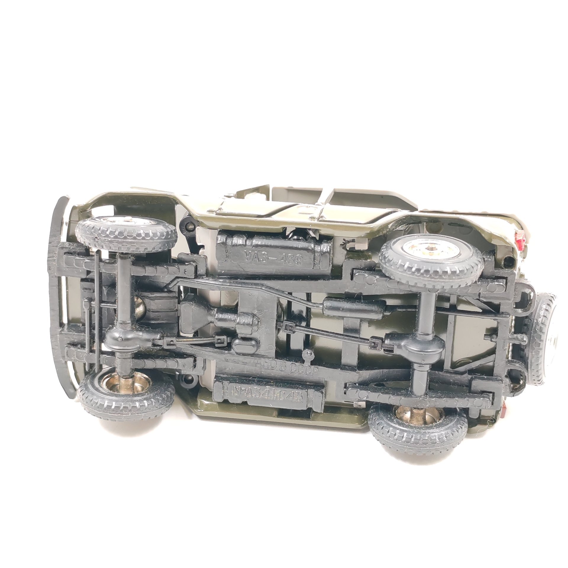 Модель автомобиля в масштабе 1:43 "УАЗ-469" №А34