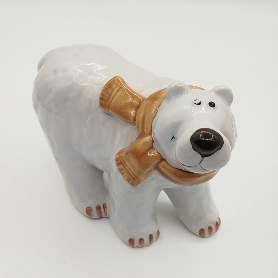 Статуэтка "Белый медведь"