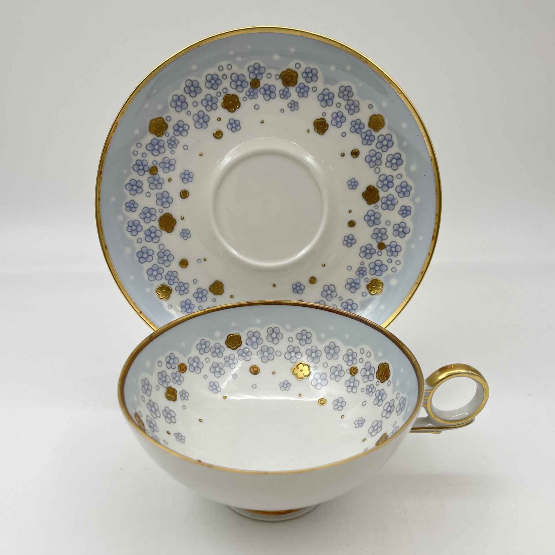Пара чайная с нежным цветочным декором в голубой гамме, фарфор, деколь, золочение, Wallendorf, ГДР, 1963-1990 гг.