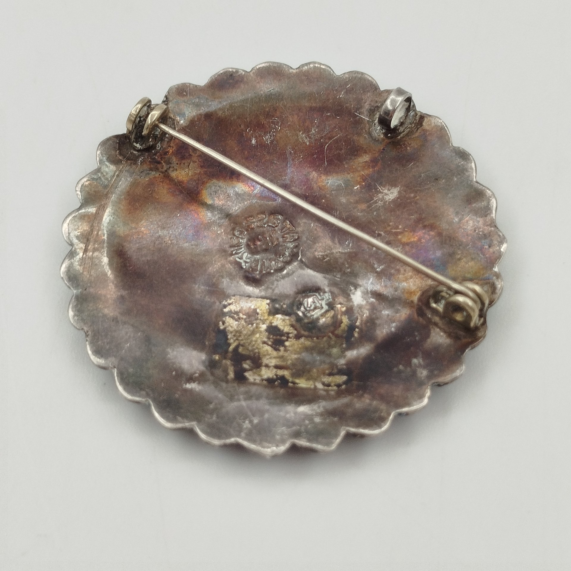 Брошь-подвеска круглая, металл, перламутр, эмаль, Мексика, 1960-1990 гг.