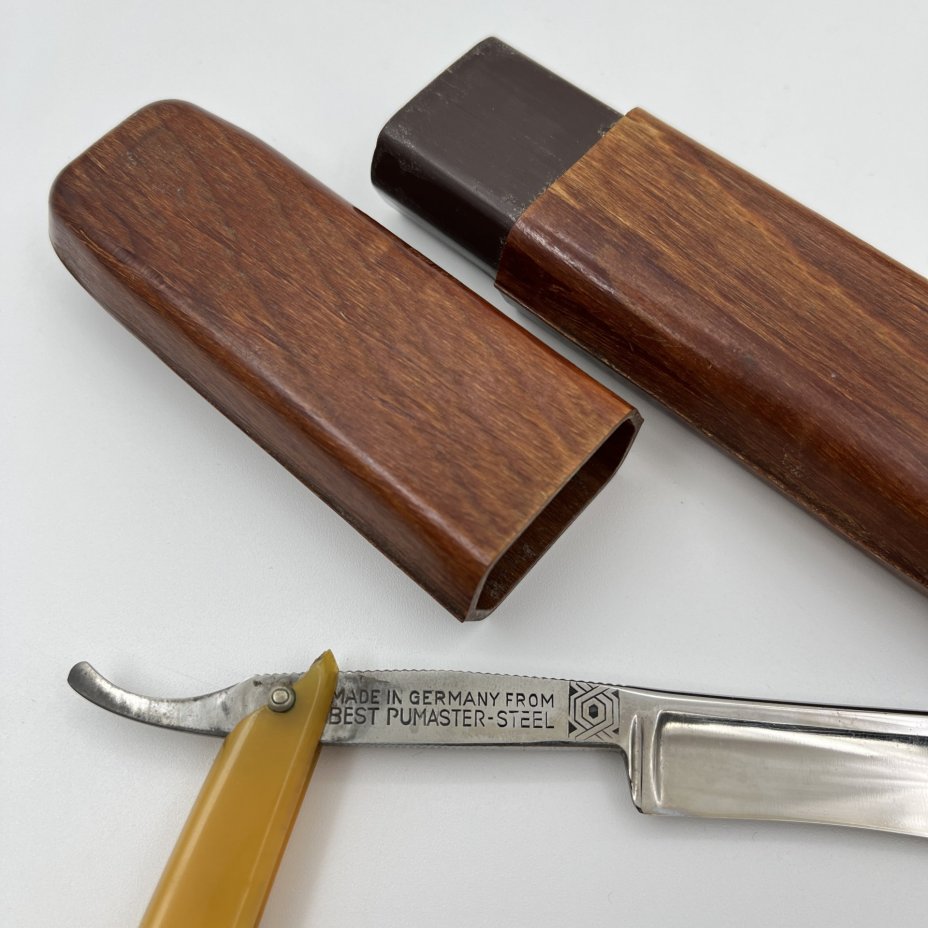 Бритва опасная "Puma-spesial 88 5/8" в футляре,  Puma-Werk