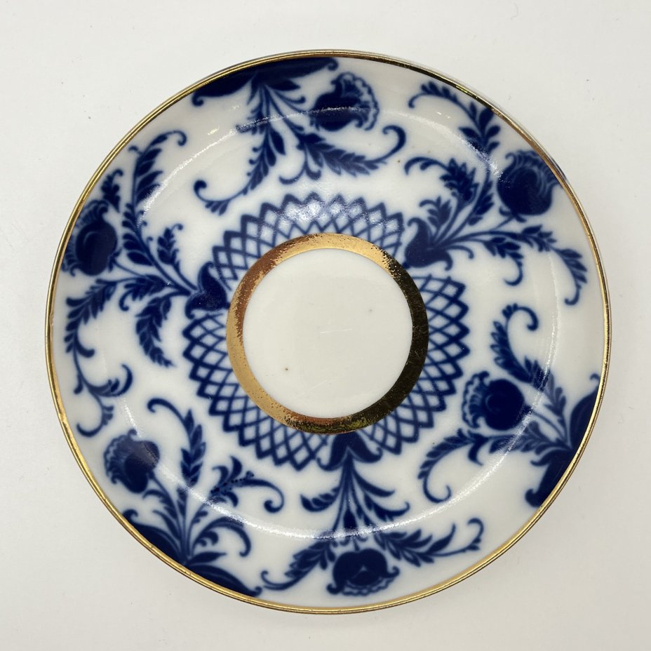 Пара чайная "Синие цветы", фарфор, деколь, золочение, Ленинградский фарфоровый завод (ЛФЗ), СССР, 1970-1986 гг.