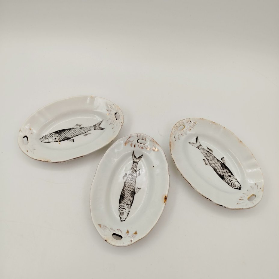 Набор из трёх розеток для подачи шпрот