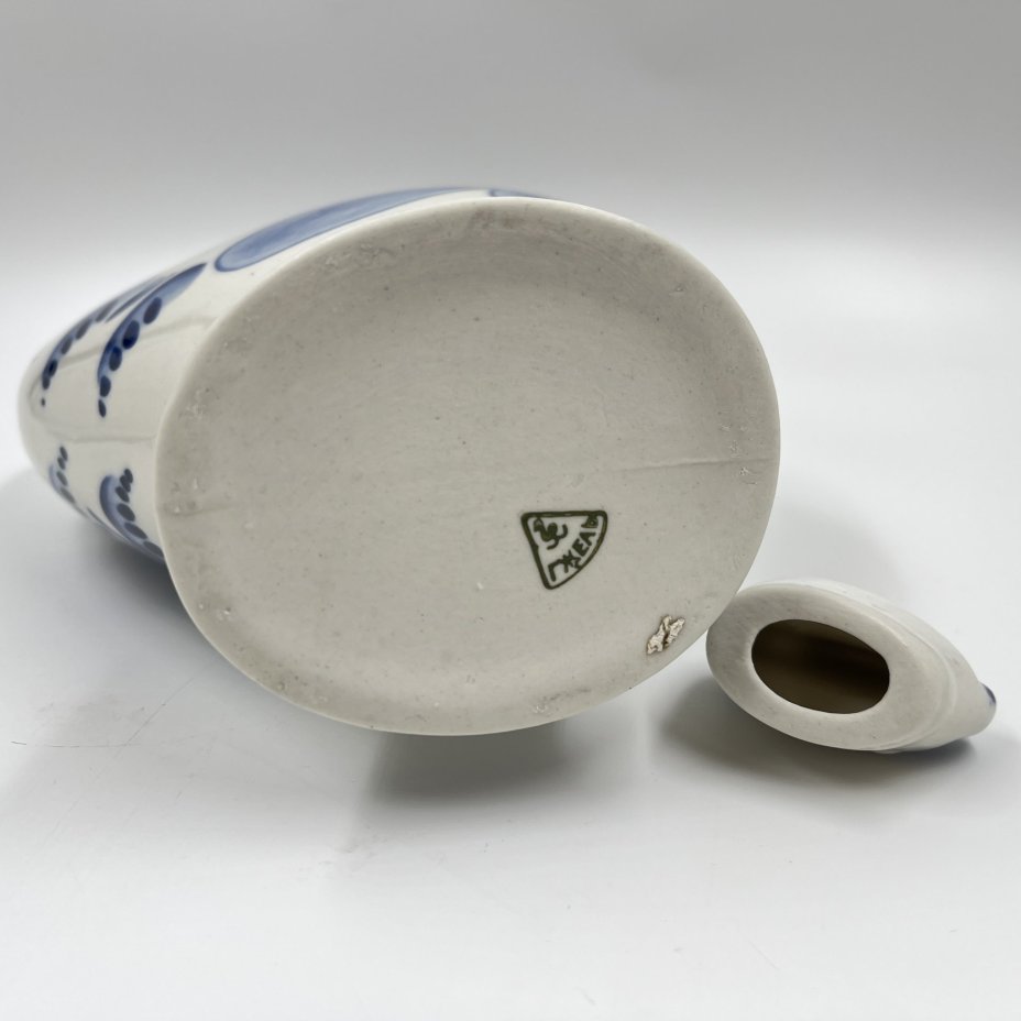 Штоф "Петух", фарфор, роспись, Объединение «Гжель», СССР, 1972-1985 гг., Объединение «Гжель»