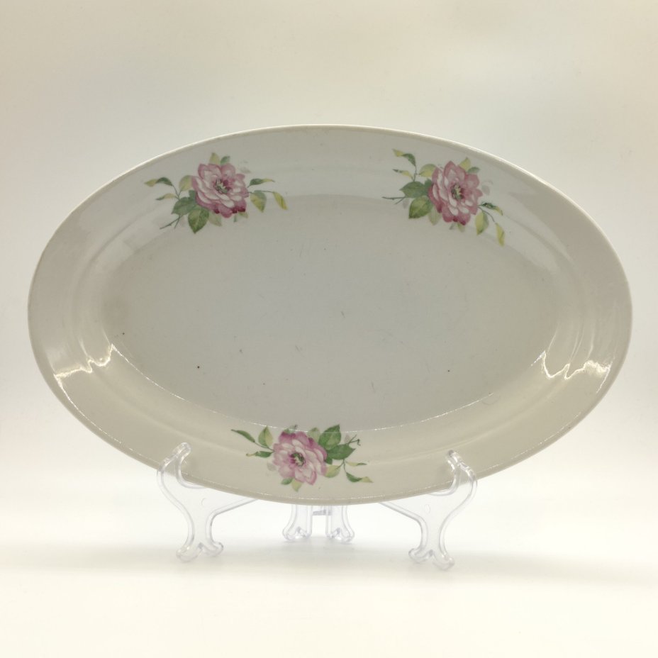 Блюдо сервировочное овальной формы с цветочным декором, фарфор, деколь, Дулевский фарфоровый завод (Дулёво), СССР, 1960 г.
