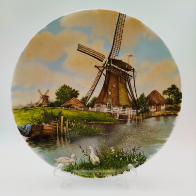Тарелка декоративная "Голландский пейзаж с мельницами", фарфор, деколь, Нидерланды, 1984 г.