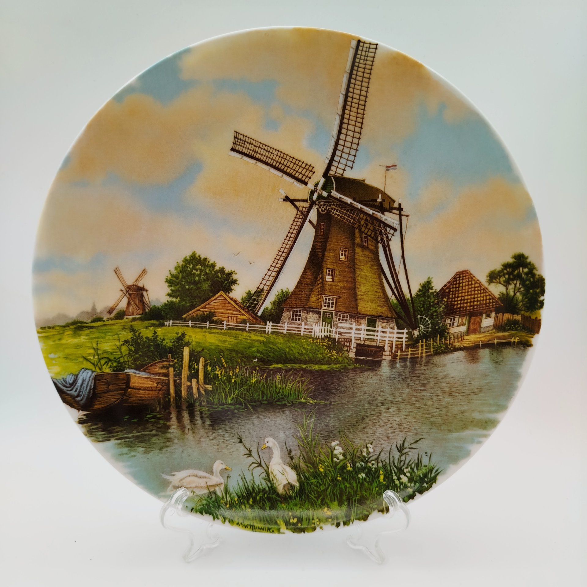 Тарелка декоративная "Голландский пейзаж с мельницами", фарфор, деколь, Нидерланды, 1984 г.