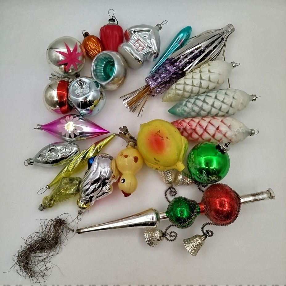 Набор из 20 ёлочных игрушек в оригинальной коробке (в подборе)