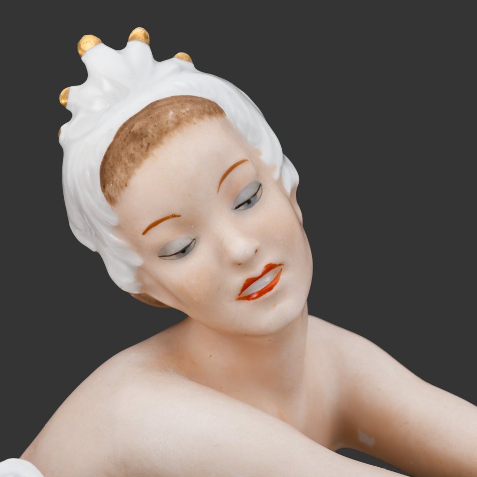 Статуэтка "Сидящая балерина", фарфор, роспись, золочение, Schaubach-Kunst, Wallendorf, Германия, 1953-1962 гг.