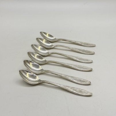 Набор кофейных ложек с растительным декором на 6 персон, мНЦ (медь-никель-цинк), Кольчугинский завод цветных металлов, СССР, 1960-1980 гг.