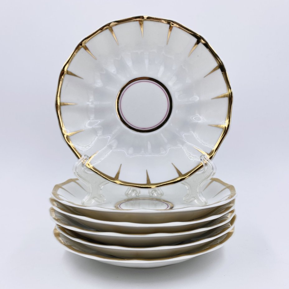 Набор из 6-ти блюдец с волнистым бортом, Дмитровский фарфоровый завод (ДФЗ Вербилки)