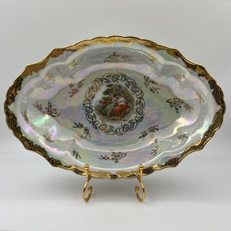 Блюдо "Мадонна", фарфор, деколь, золочение, люстр, Oscar Schlegelmilch, Германия, 1950-1972 гг.