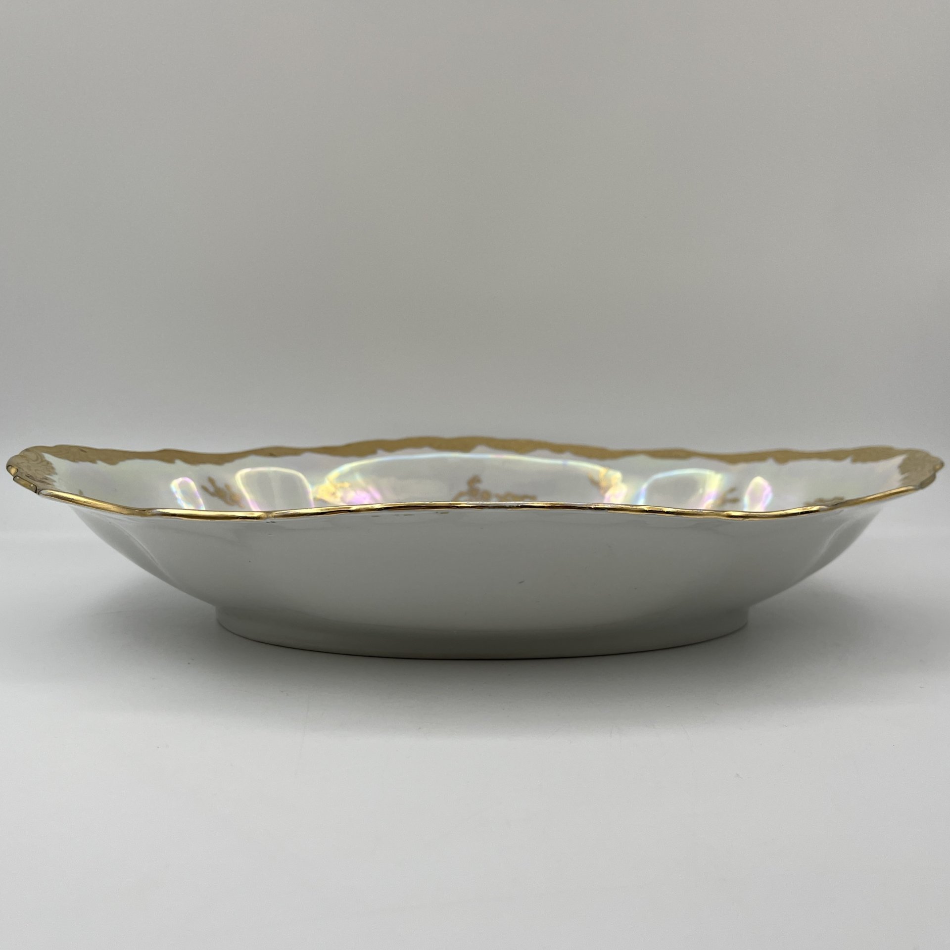 Блюдо "Мадонна", фарфор, деколь, золочение, люстр, Oscar Schlegelmilch, Германия, 1950-1972 гг.