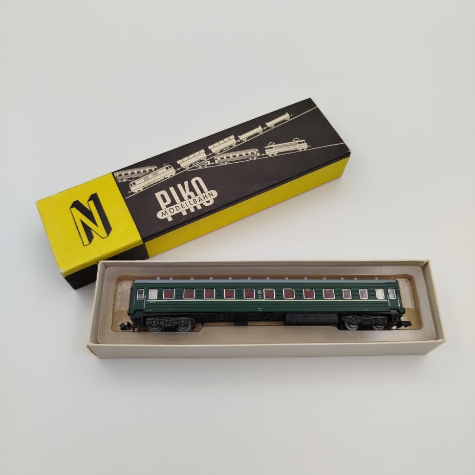 Модель вагона железнодорожного "Weitstreckenwagen 1/4145-191", в оригинальной коробке, пластик, бумага, печать, Piko, ГДР, 1970-1989 гг., Piko
