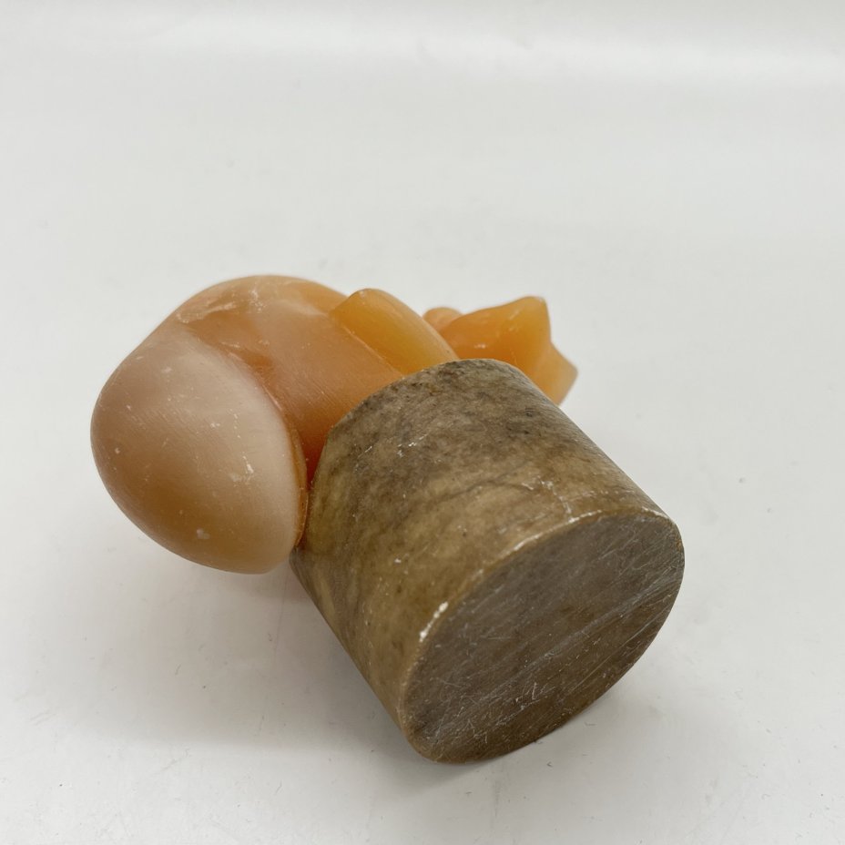 Статуэтка "Песец" на круглой подставке