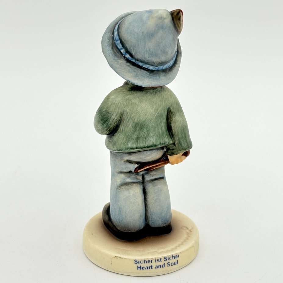 Статуэтка "Бережёного бог бережёт", Goebel Hummel
