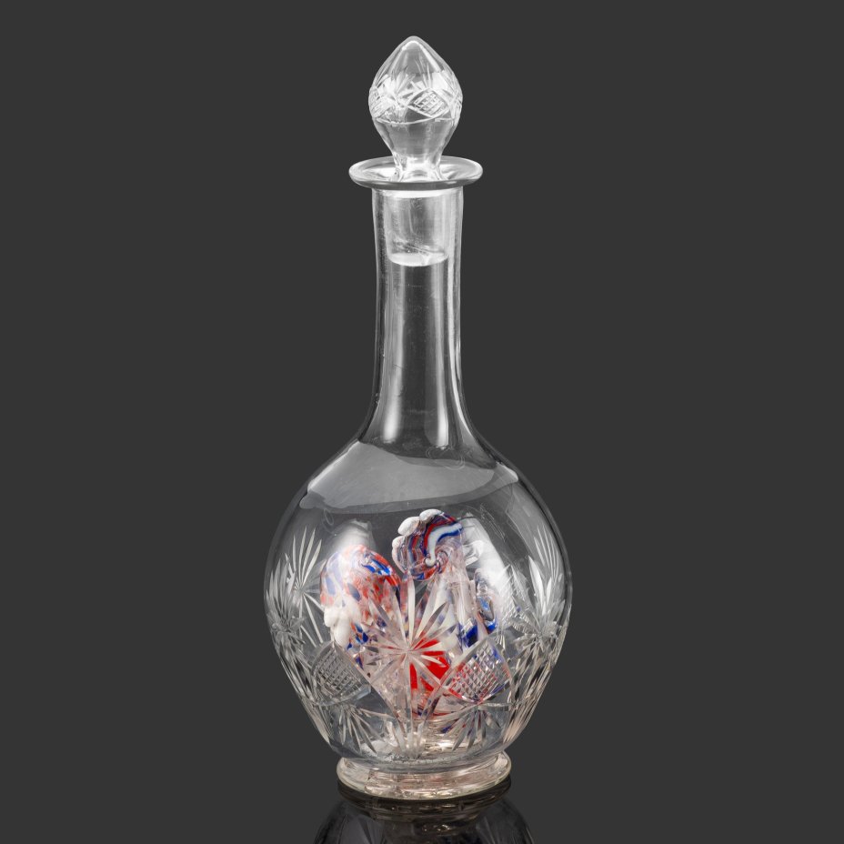 Графин (штоф) "Петух", стекло, резьба, гутная техника, Российская империя, 1900-1915 гг.